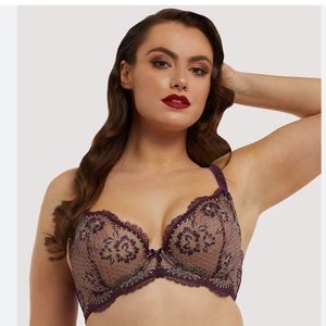 Elegant Purple Lace Bra
